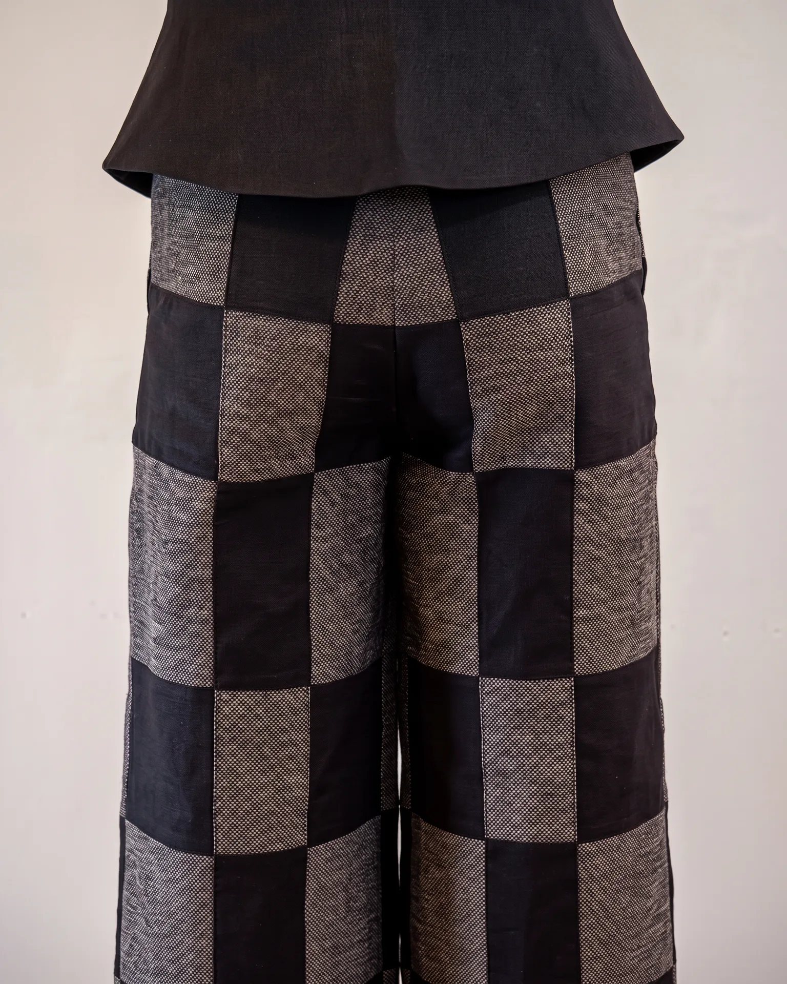 Checkerboard wide trouser, back detail